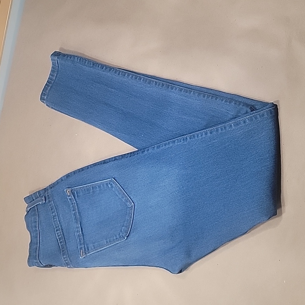 Fashion Nova Classic High Waist Skinny Jeans, Size 5 (W26), Exc. Condition